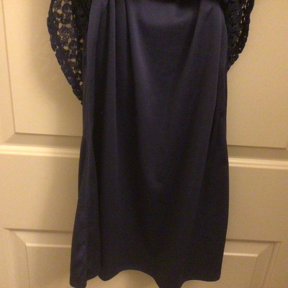 Dress - Picture 6 of 8
